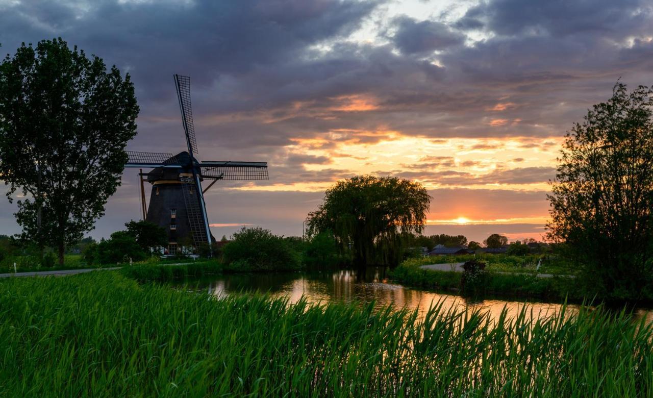 Mondriaanmolen, A Real Windmill Close To Amsterdam Abcoude Dış mekan fotoğraf